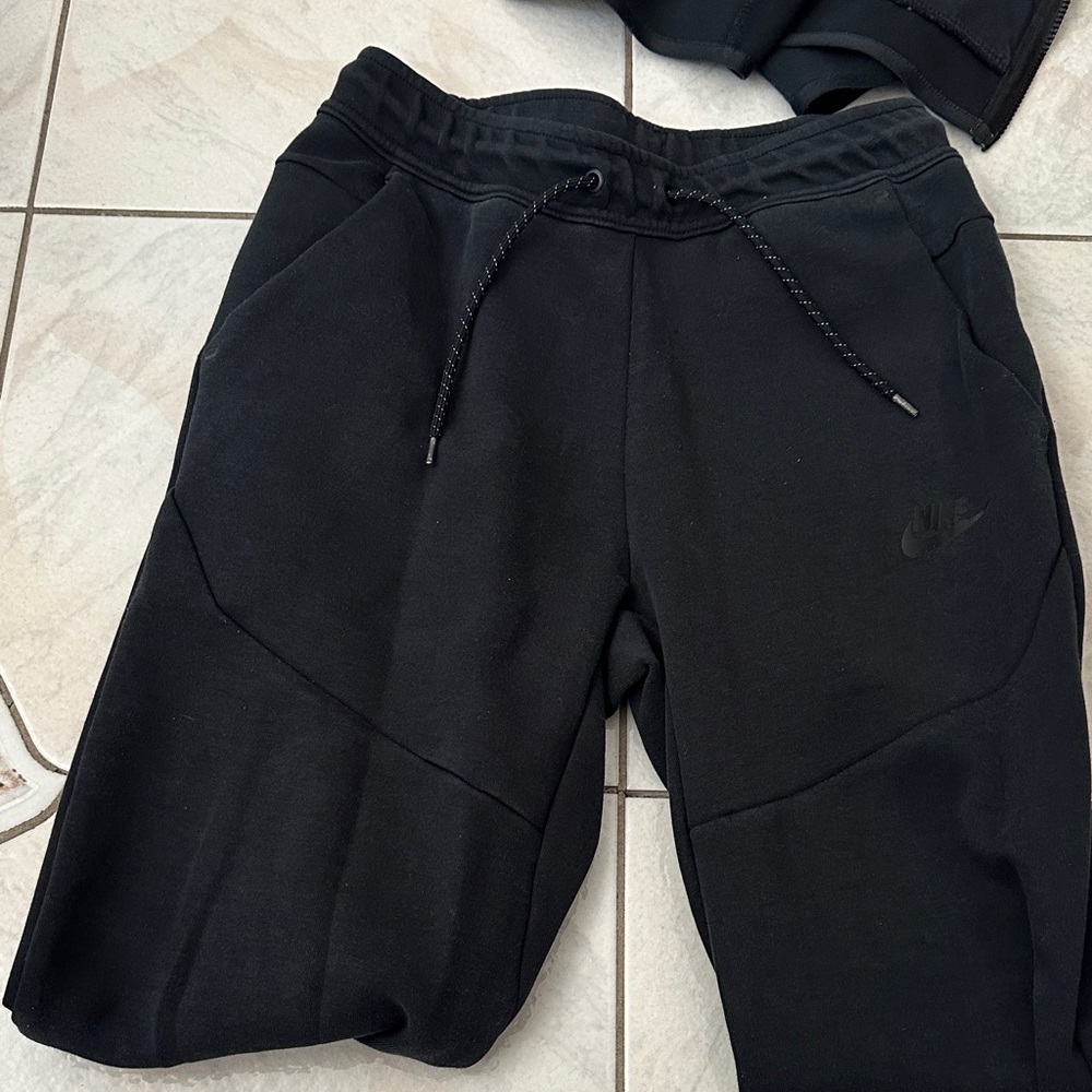 Nike Tech Black Tracksuit
